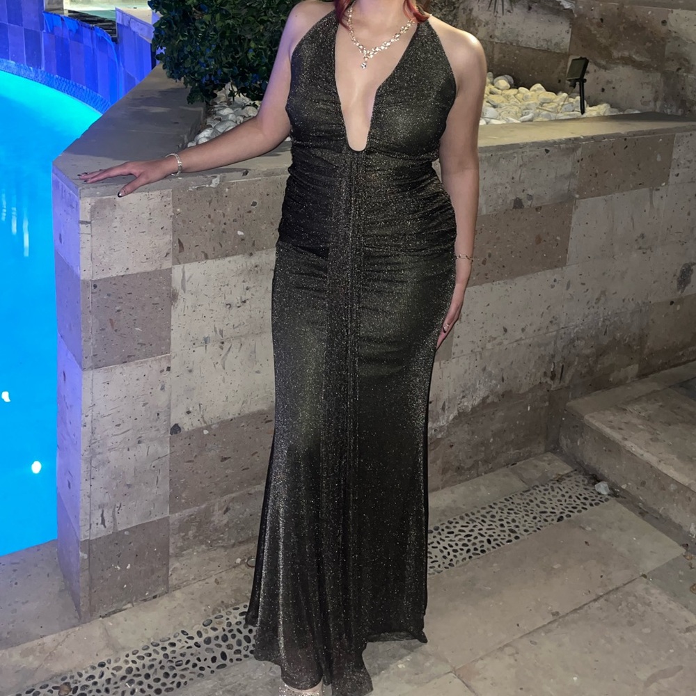 Windsor Elegant green Glitter Halter Evening Gown